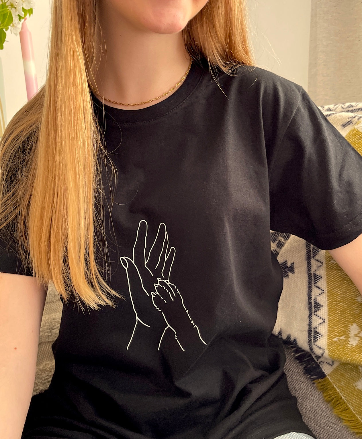 schwarzes T-Shirt "best pawtners" bedruckt mit kurzem Arm