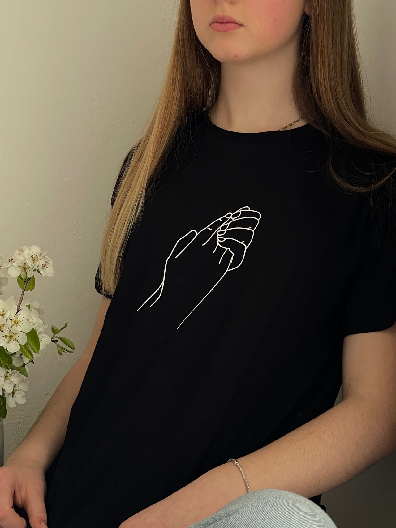 schwarzes T-Shirt "Ich halte dich" bedruckt mit kurzem Arm