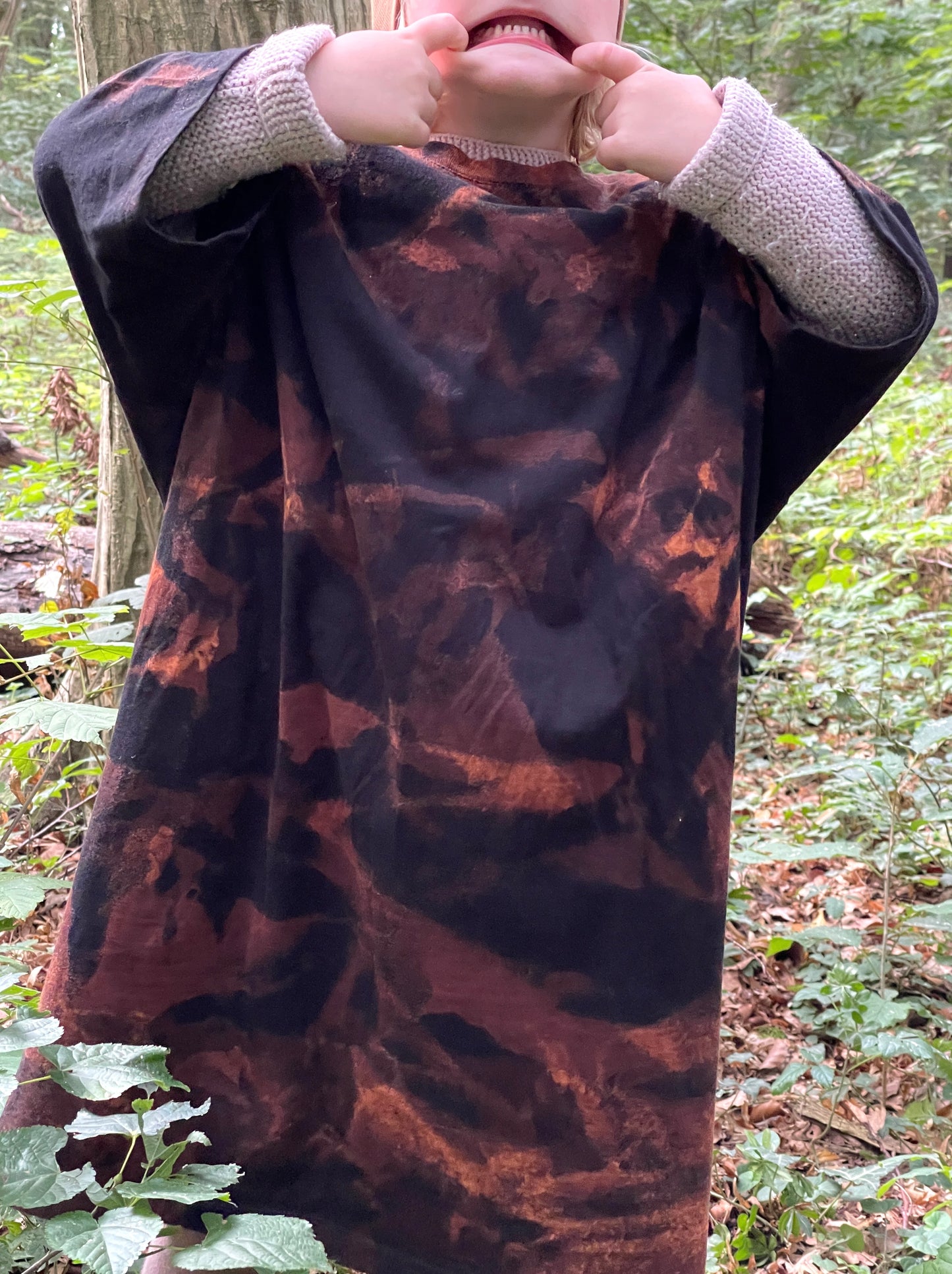 schwarzes Shirt mit tollem Spezialeffekt