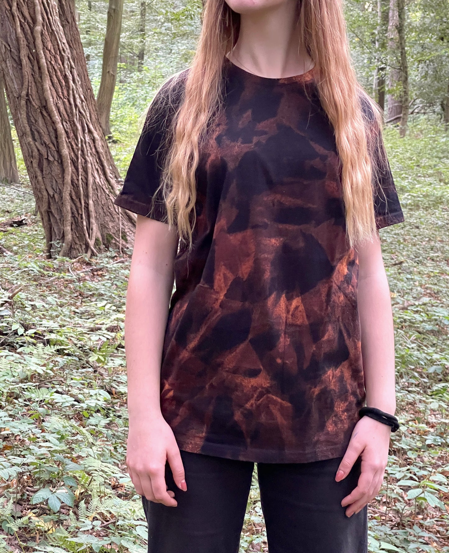 schwarzes Shirt mit tollem Spezialeffekt