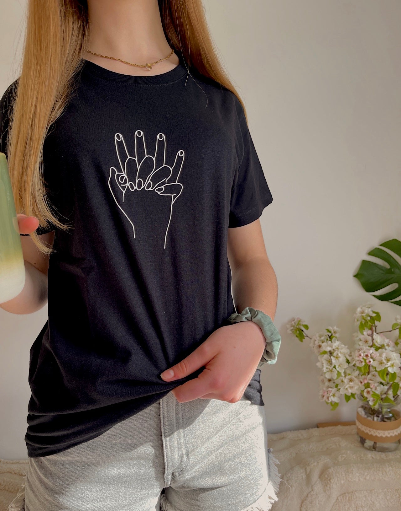 Handgemachte Shirts im liebevollem Design