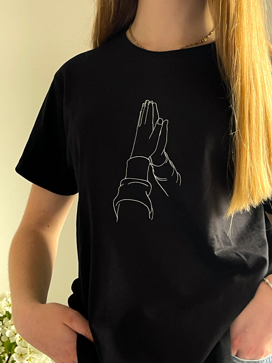 schwarzes T-Shirt bedruckt "Dankbarkeit" mit kurzem Arm